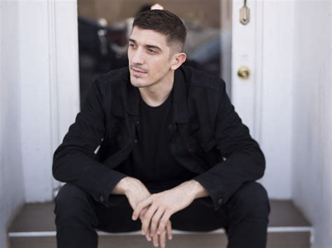 how tall is andrew schulz